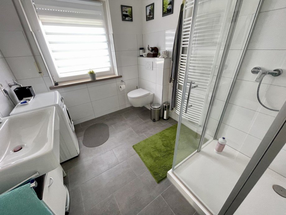 Wohnung 1 Etage Mehrfamilienhaus Stra�enhaus