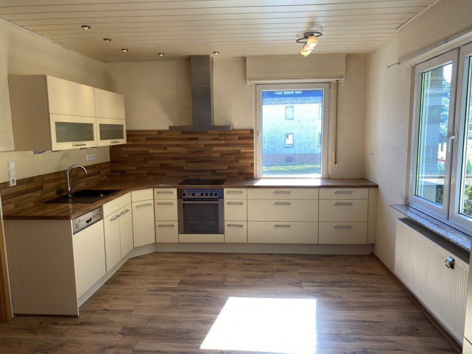 Wohnk�che Einfamilienhaus Gro�maischeid