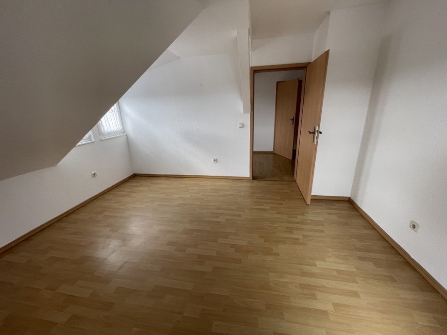 Dachgeschoss: Zimmer 2 Einfamilienhaus Kurtscheid