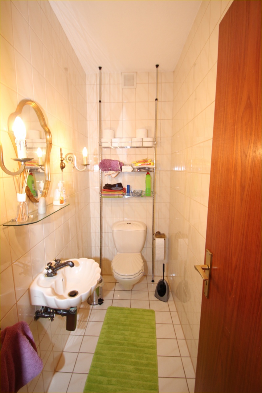 G�te WC Einfamilienhaus Kurtscheid