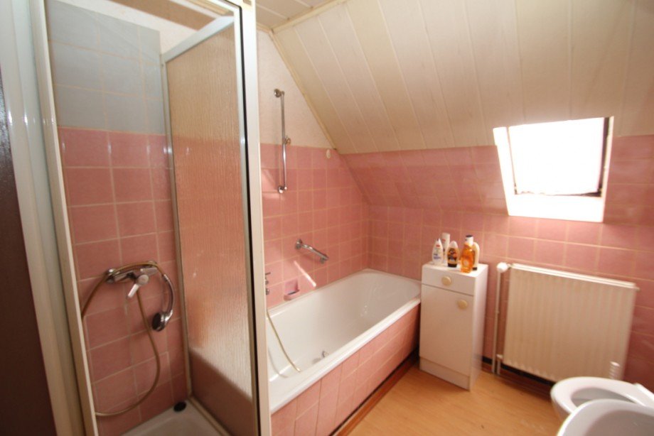 Badezimmer in der 1. Etage Einfamilienhaus Rott
