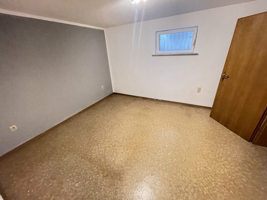Bisher als B�ro genutzt Einfamilienhaus Niedersteinebach