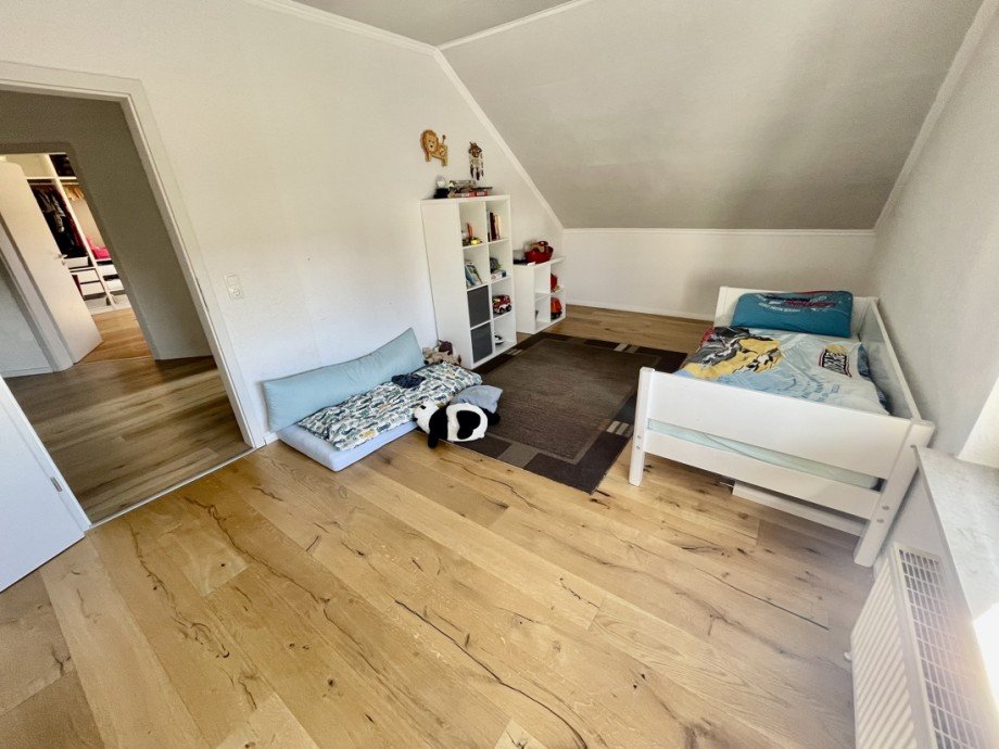 Kind 2 Einfamilienhaus Oberirsen