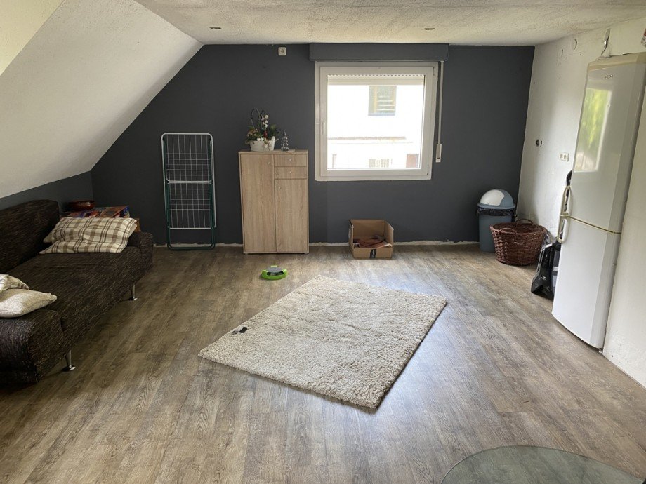 Schlafzimmer (derzeit Wohnk�che) im OG Einfamilienhaus Flammersfeld