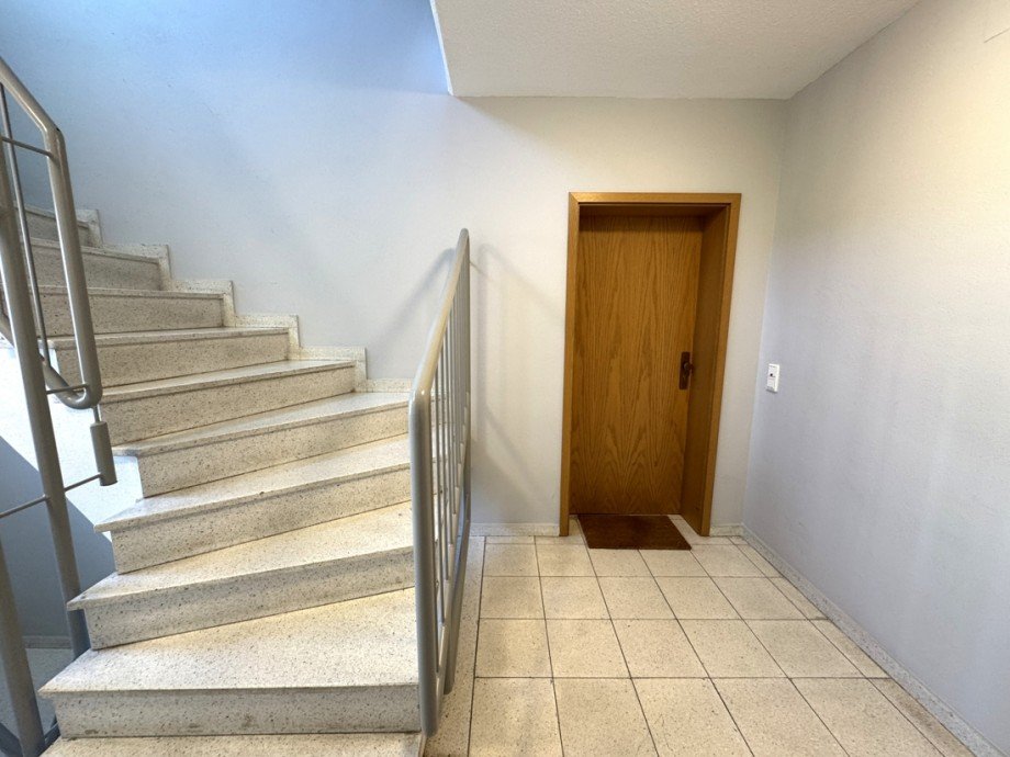 Treppenhaus Etagenwohnung Neuwied / Heimbach-Weis