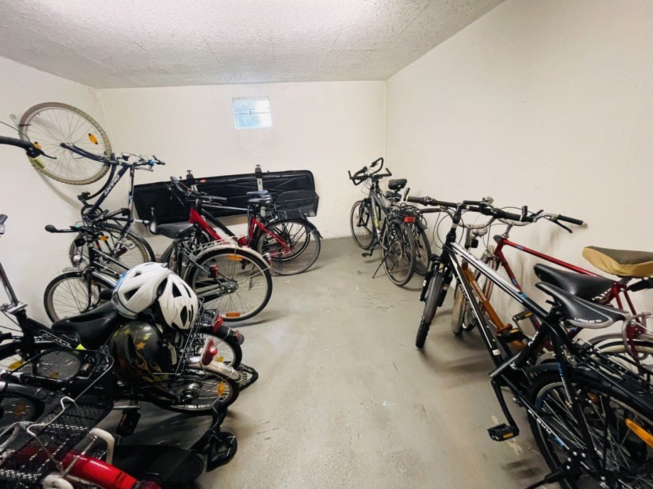 Fahrradkeller Etagenwohnung Bonn / Lessenich