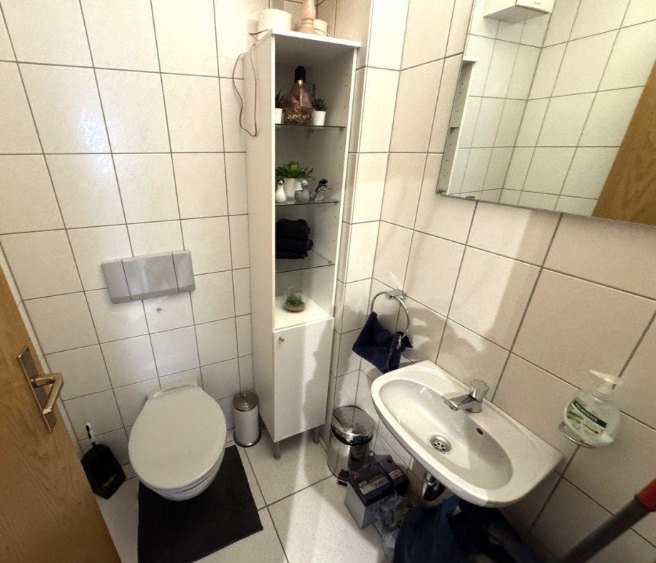 Helles G�ste WC Etagenwohnung Neuwied / Heimbach-Weis