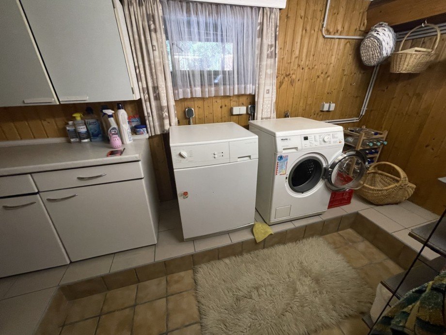 Keller - Waschk�che Mehrfamilienhaus K�ln / Merheim