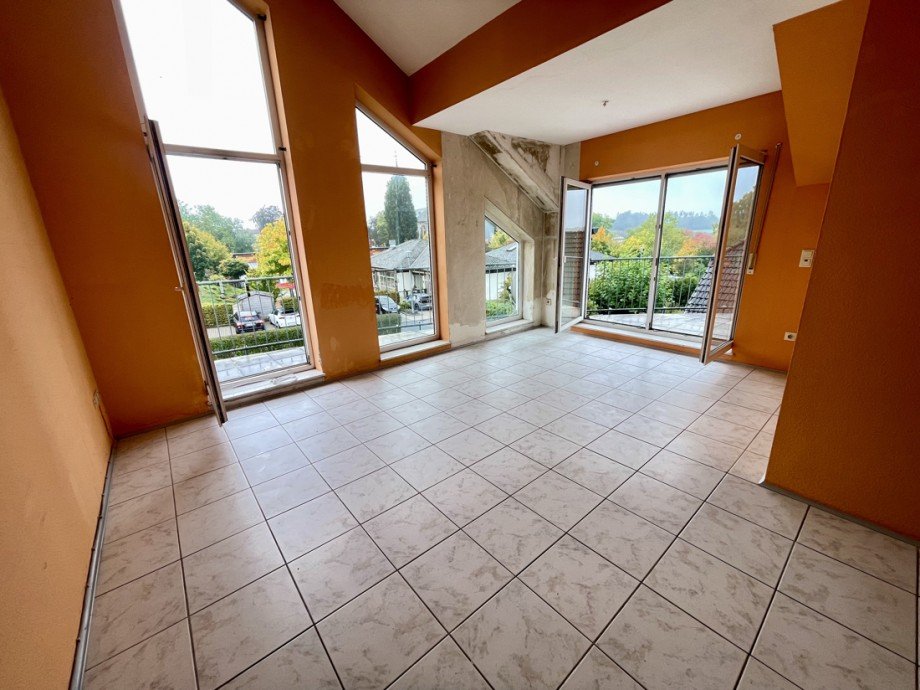 Wohnzimmer T�ren offen Penthousewohnung Horhausen (Westerwald)