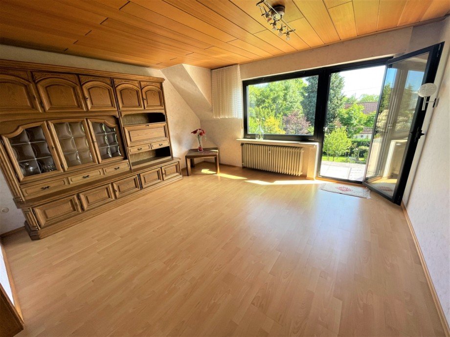 Zimmer mit Zugang Balkon Einfamilienhaus Rengsdorf