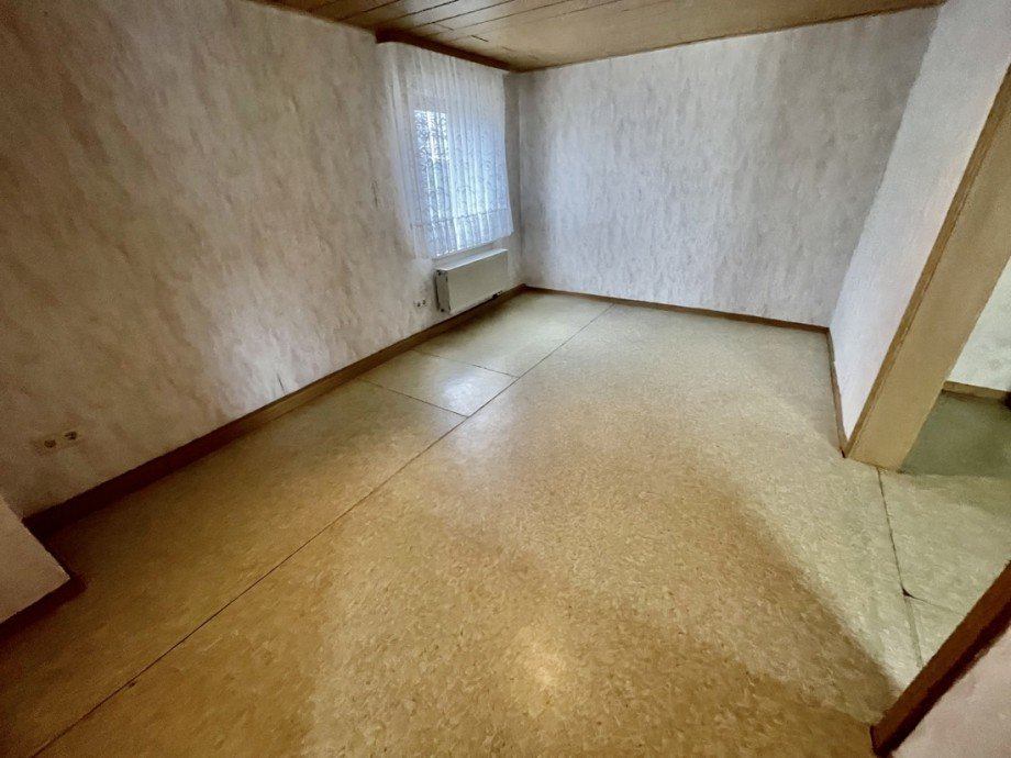 Zimmer 2 mit Durchgangszimmer Einfamilienhaus Thalhausen