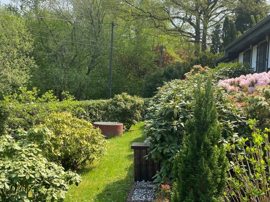 Vorgarten Einfamilienhaus Oberlahr