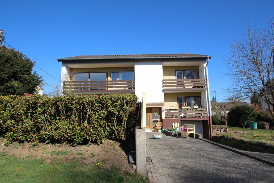 Frontansicht Zweifamilienhaus Dierdorf