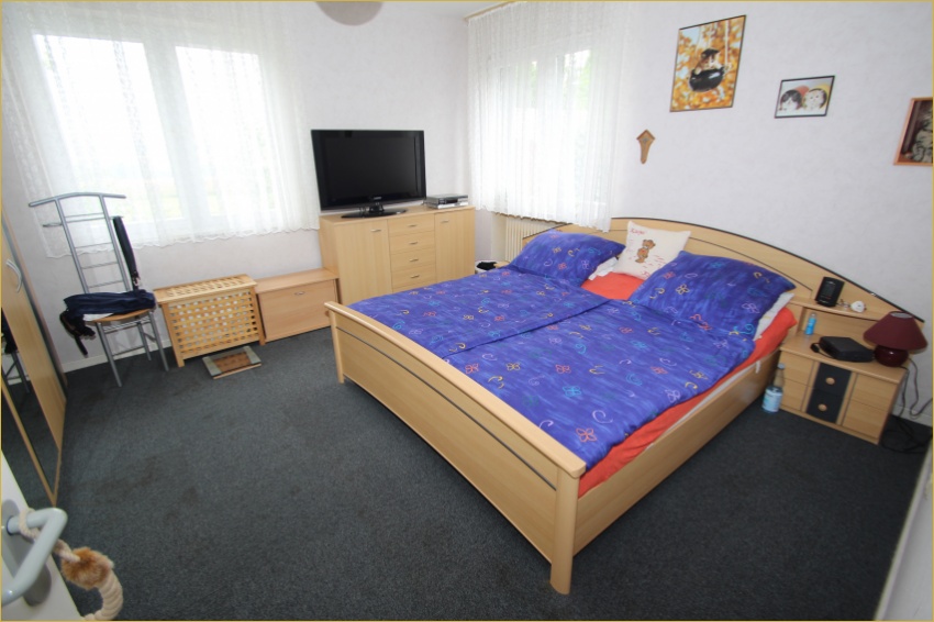Schlafzimmer Erdgeschoss Zweifamilienhaus Flammersfeld