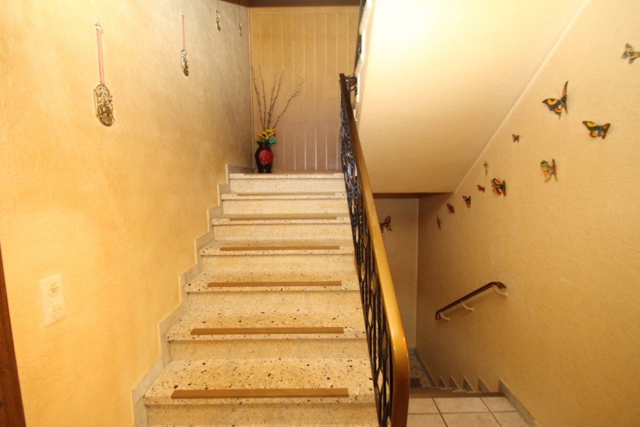 Kunstmarmortreppe Einfamilienhaus Rott