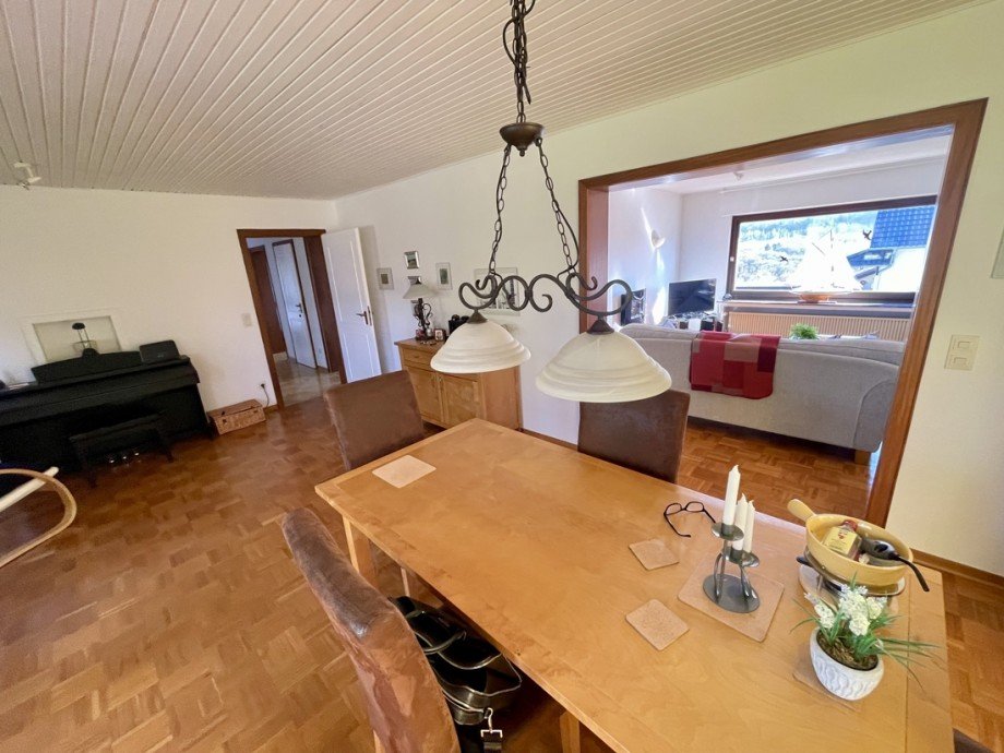 Esszimmer: Erdgeschoss Einfamilienhaus Oberlahr
