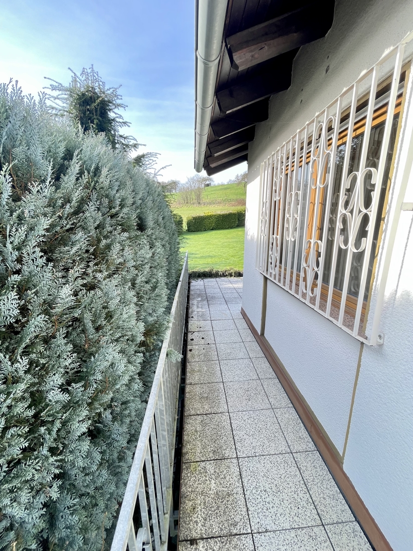 Seitenansicht Einfamilienhaus Niedersteinebach