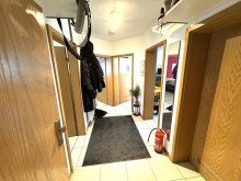 Eingangsbereich VERKAUFT NEUWIED! Lichtdurchflutete 3 Zimmer- Wohnung - Ideal f�r Kapitalanleger!