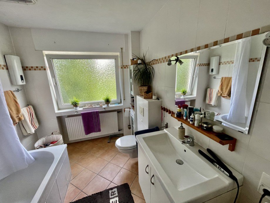 Badezimmer - EG Mehrfamilienhaus Neustadt (Wied)