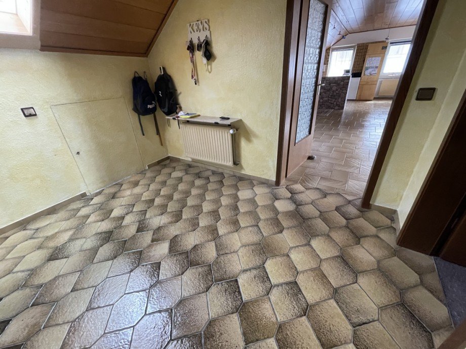 Diele - DG Mehrfamilienhaus Neustadt (Wied)