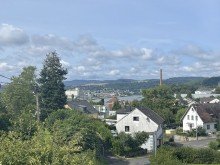 Blick vom Balkon OG Familienhaus in ruhiger Wohnlage mit Rheinblick!
