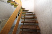Treppenhaus Haus verkaufen Werlenbach! Warum noch Miete zahlen?