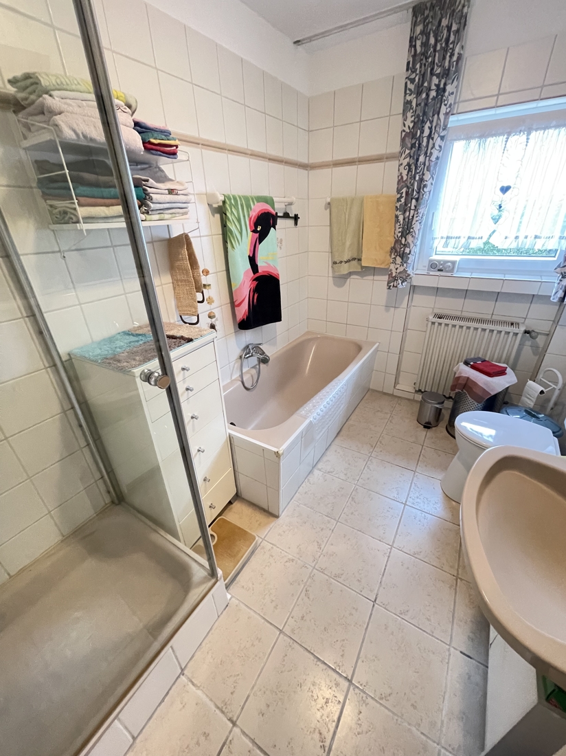 Bad EG Einfamilienhaus Puderbach
