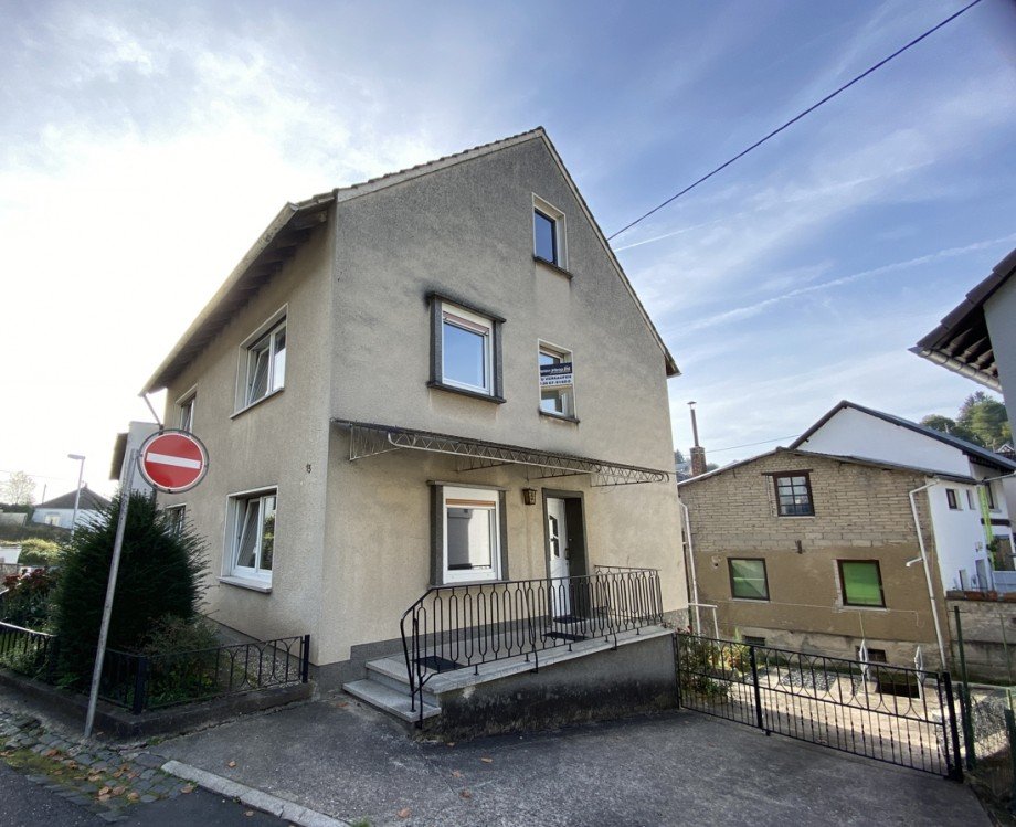 Seitenansicht Einfamilienhaus Neuwied / Segendorf