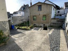 2 Stellpl�tze Haus verkaufen Neuwied! 2-Familienhaus mit kompaktem Grundst�ck! F�r Kapitalanleger oder Eigennutzer