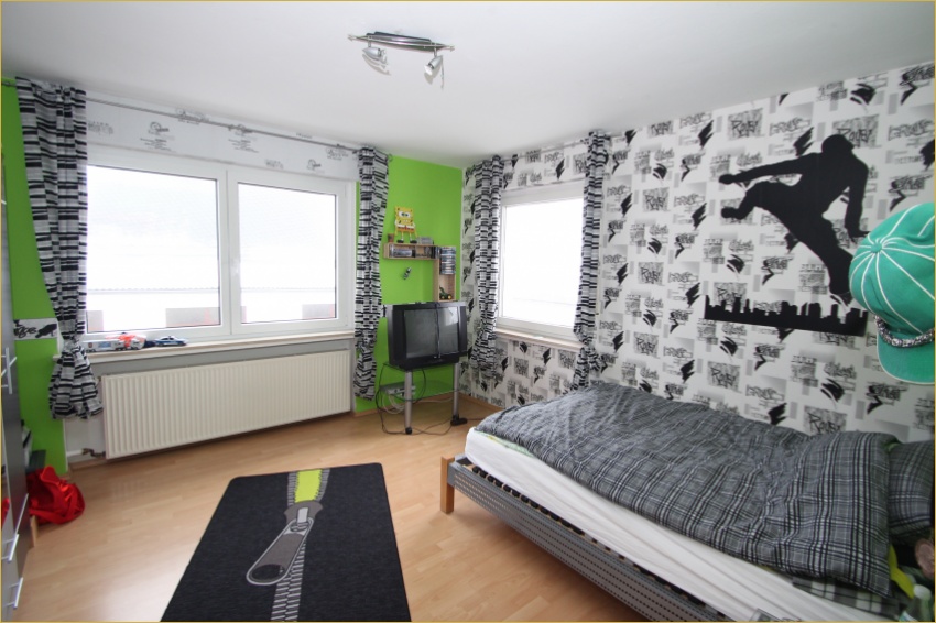 Kind 2 - 1. Etage Einfamilienhaus Kurtscheid