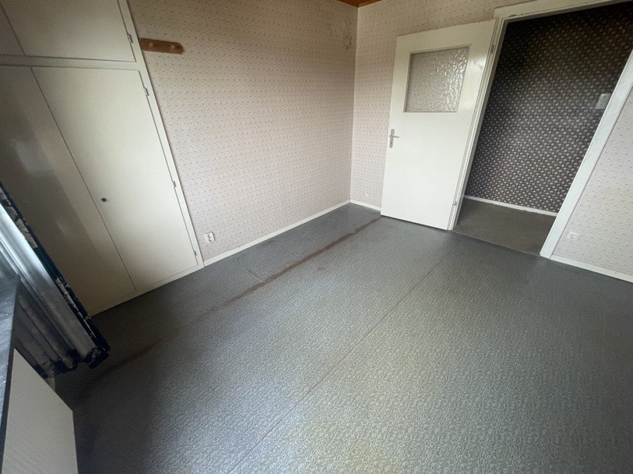 Zimmer 2 - OG Einfamilienhaus Neuwied / Irlich
