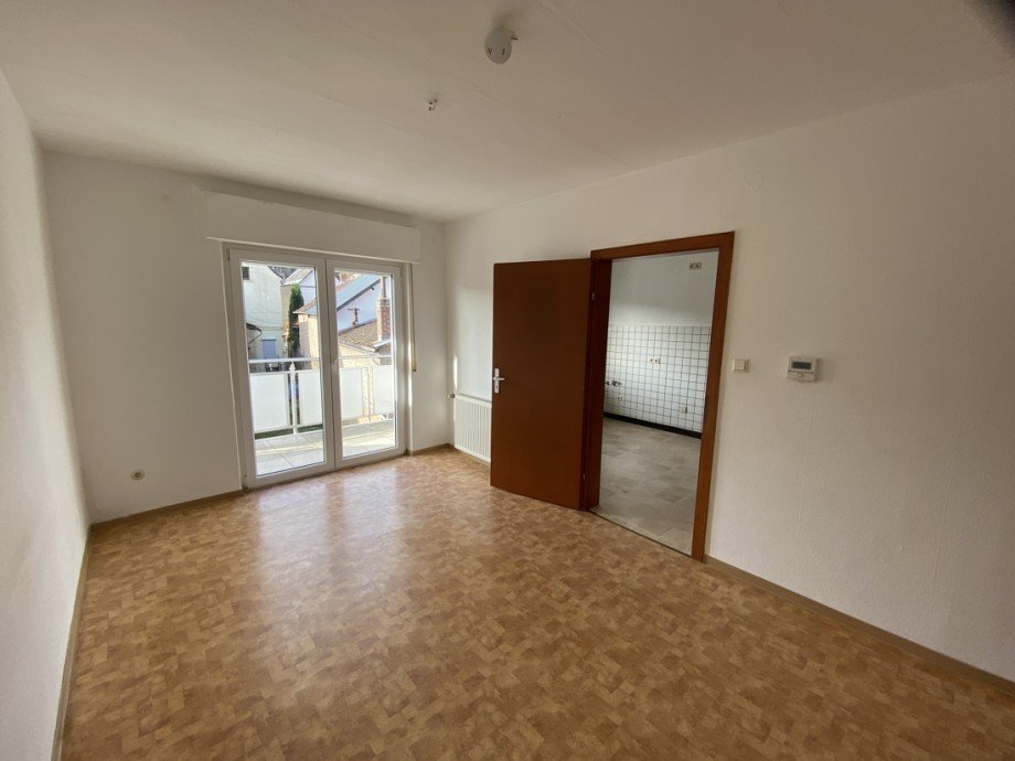 Schlafzimmer mit Balkonzugang - OG Einfamilienhaus Neuwied / Segendorf