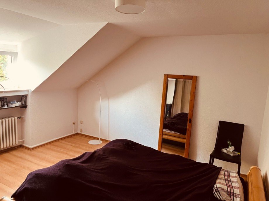 Schlafzimmer - DG rechts Mehrfamilienhaus K�ln / Niehl
