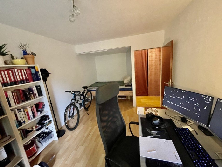 Wohn-/Schlafzimmer - EG rechts Mehrfamilienhaus K�ln / Niehl
