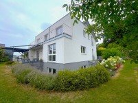 Hauptbild Viel Platz f�r Familie & Beruf: 6 Schlafzimmer, B�roetage & Weitblick - neuwertig + energetisch TOP!