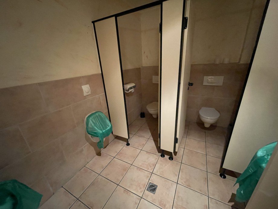 WC Herrn EG Haus Hausen (Wied)