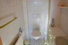 WC - Anbau Haus verkaufen Flammersfeld! Bungalow + separatem Anbau - in ruhiger Ortsrandlage!
