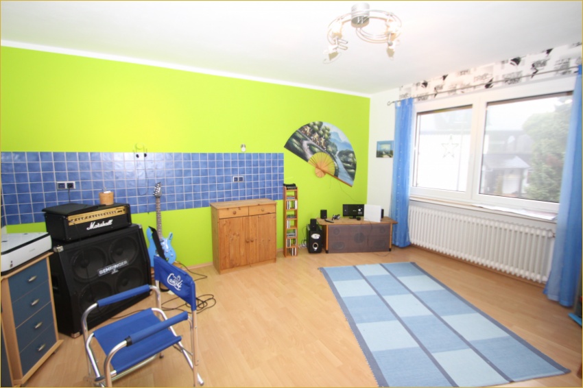 Kind 1- 1. Etage Einfamilienhaus Kurtscheid