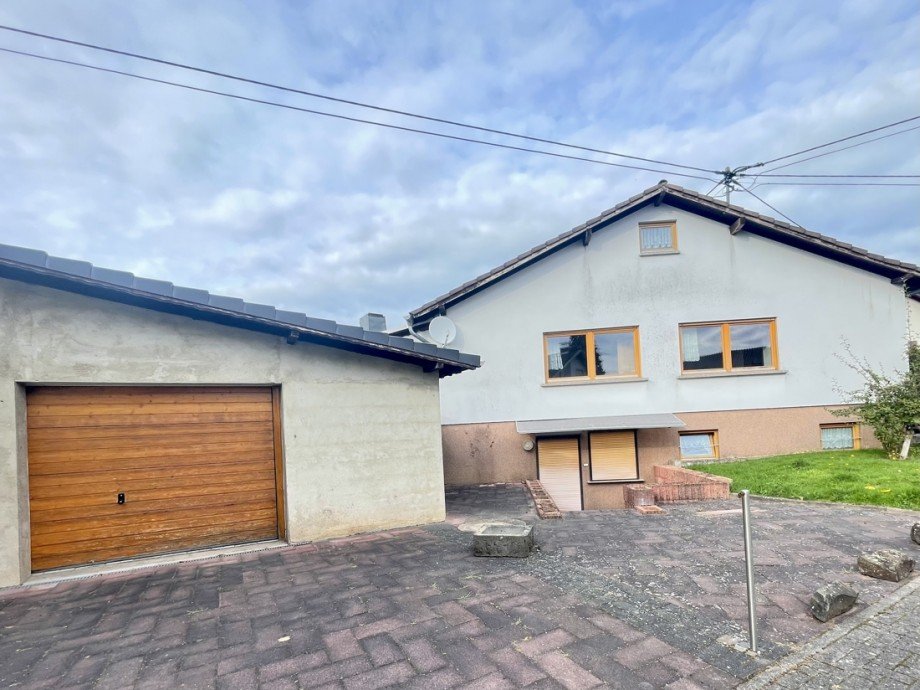 Zweite Garage Einfamilienhaus Gro�maischeid