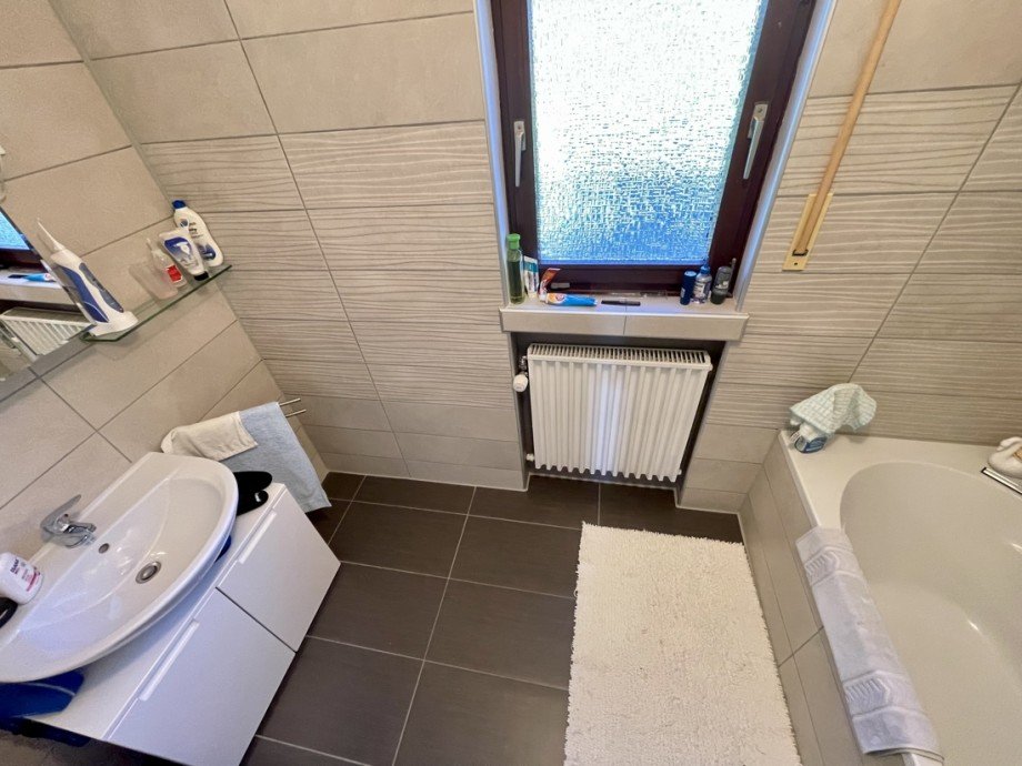 Bad: Erdgeschoss Einfamilienhaus Oberlahr