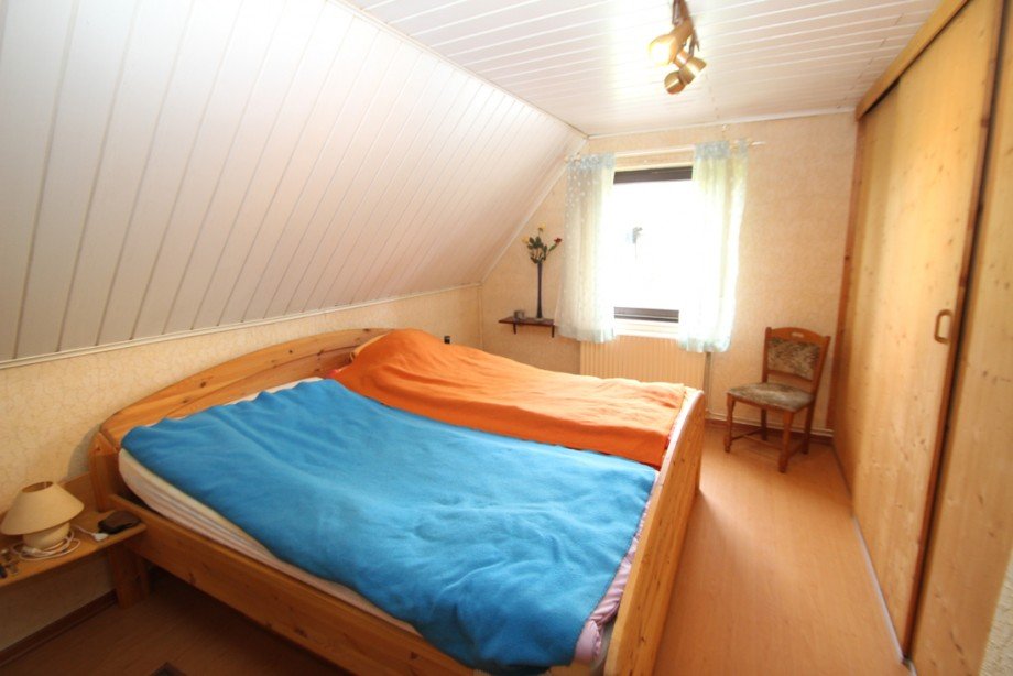 Schlafzimmer im OG Einfamilienhaus Rott