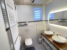 Duschbad VERKAUFT! Haus verkaufen Dierdorf! Ideal f�r Handwerker: Familienhaus + Nebengeb�ude