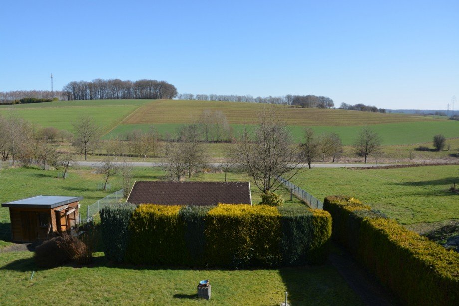 Ausblick aus dem Wohnzimmerfenster Einfamilienhaus Flammersfeld