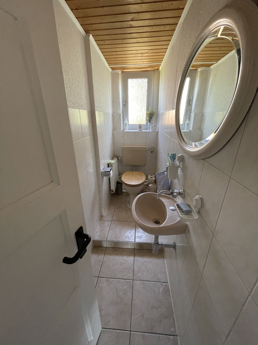 2 OG WC Mehrfamilienhaus K�ln / Merheim