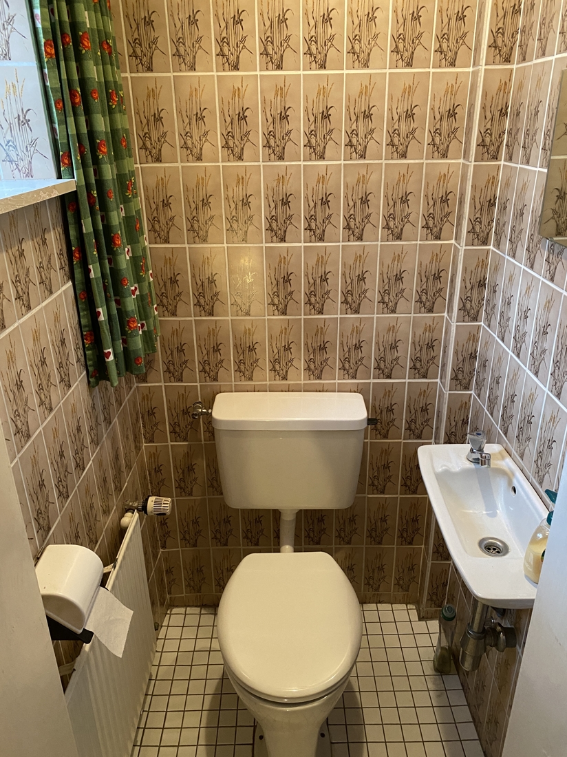G�ste-WC im EG Doppelhaush�lfte Neuwied / Niederbieber