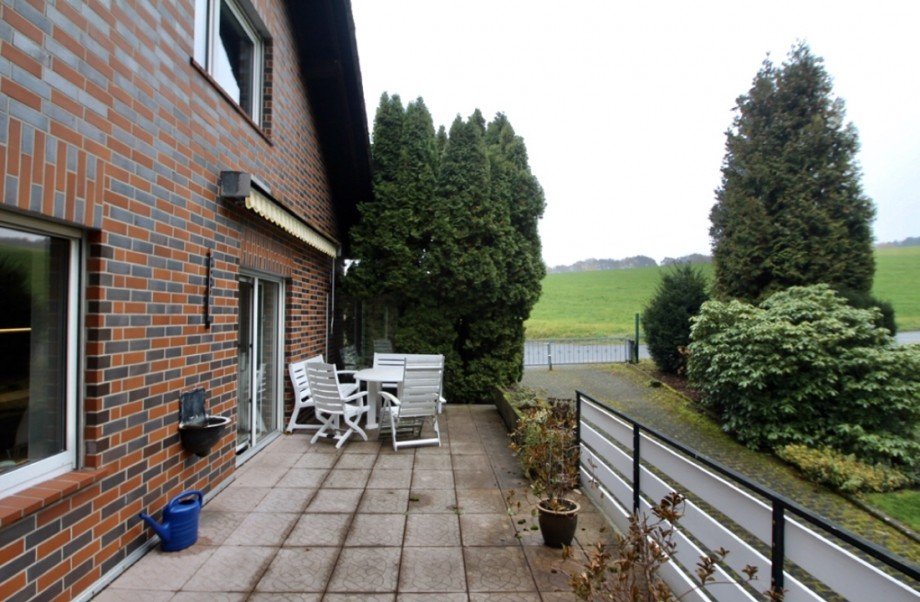 Tolle Terrasse mit Aussicht Einfamilienhaus Woldert