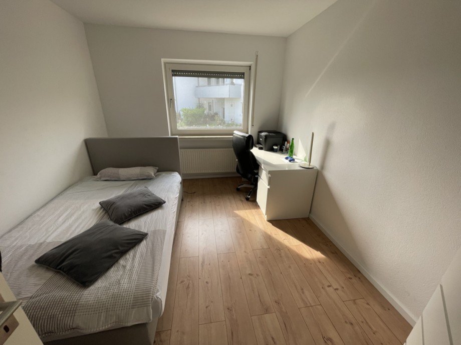 B�ro/G�stezimmer - OG Mehrfamilienhaus Neustadt (Wied)