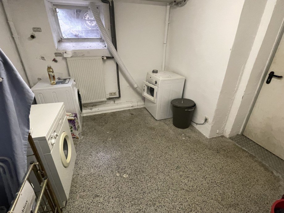 Waschk�che UG Haus Hausen (Wied)