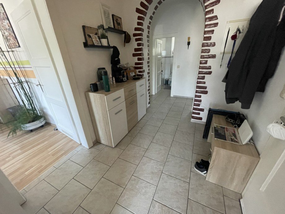 1 OG Flur Mehrfamilienhaus K�ln / Merheim