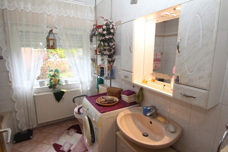 Badezimmer - ELW Einfamilienhaus Woldert